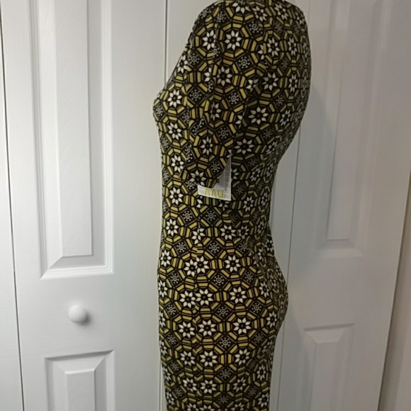 NWT! Lularoe Julia - Picture 4 of 8